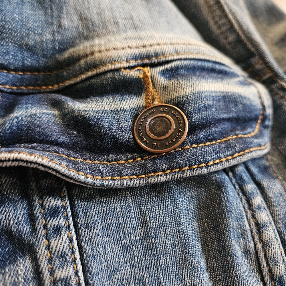 Lauren Conrad Denim Jacket Womens XXL Blue Button Front Jean Lightly Distressed
